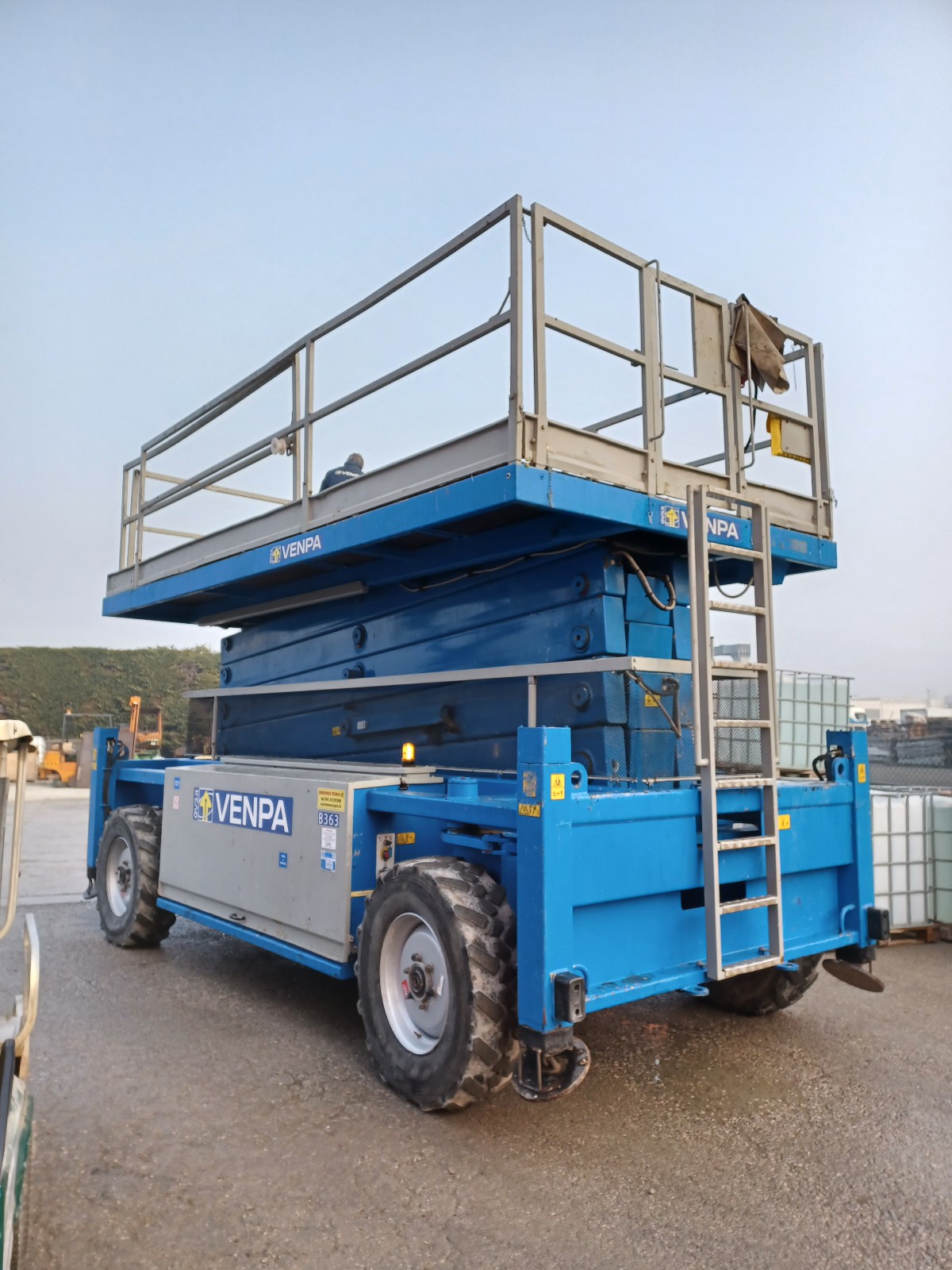VERTICALE DIESEL 23 M